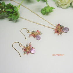 【14KGF】小さな花々のブーケのネックレス 3枚目の画像