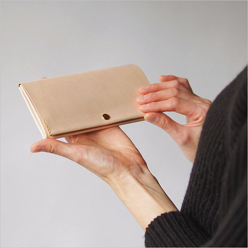 スマート長財布 / ナチュラル（本ヌメ牛革） 自分だけの飴色の  