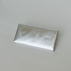 カードケース・シルバー（イタリア産牛革 箔押し）　コインケース・小物入れにも使えます 3枚目の画像