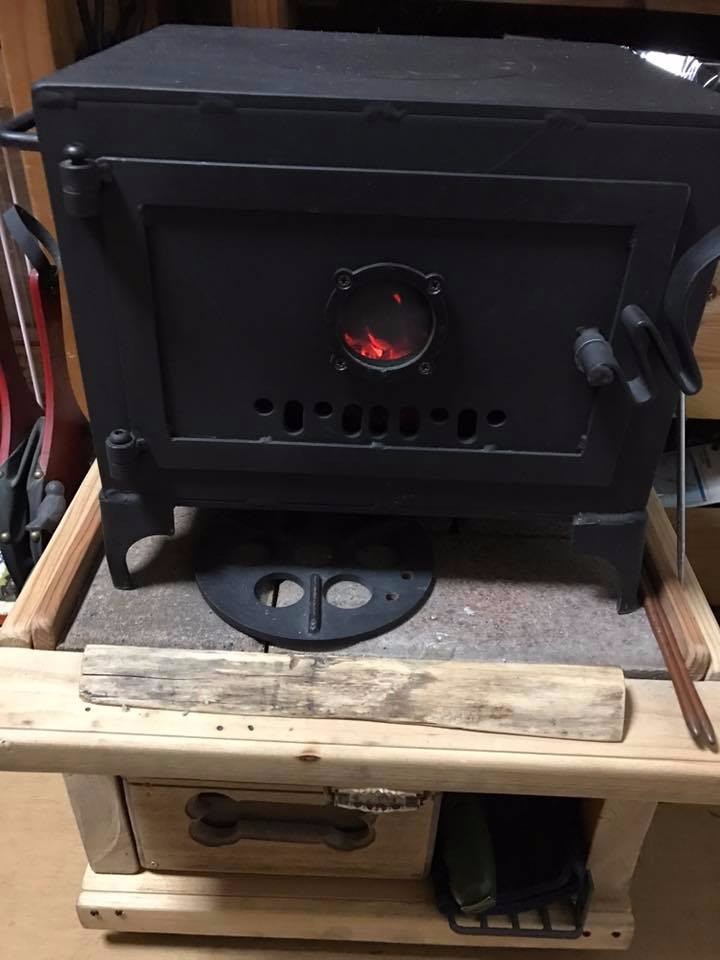 炭ストーブ