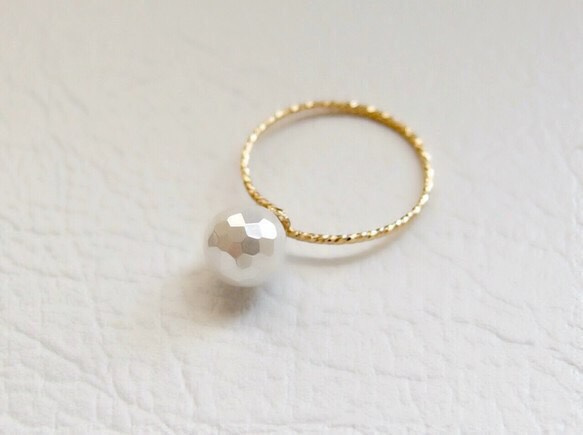 [14kgf] Mirror ball ring : shell pearl 1枚目の画像