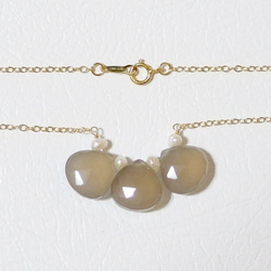 [14kgf] Gray chalcedony & baby pearl necklace 1枚目の画像