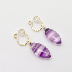 [14kgf] Multi stripe fluorite earrings : Purple 2枚目の画像