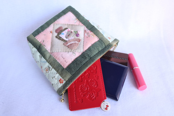 スーちゃんのファスナーポーチ（グリーン） 9枚目の画像