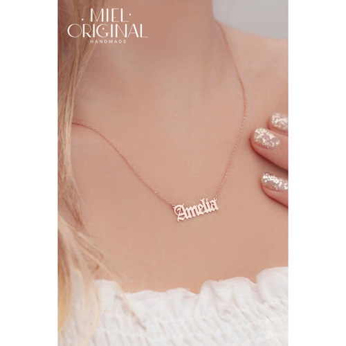 名入れ✨オールドイングリッシュ 古英語 カスタムネックレス