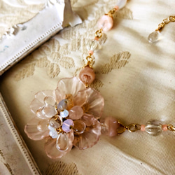 ブリリアント ピンク ローズのネックレス 5枚目の画像