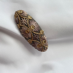 【送料無料】の【完成品販売】インド刺繍リボンパッチンピン 2枚目の画像