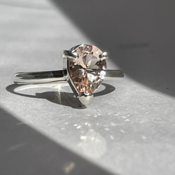 天然石モルガナイトリング ペアシェイプカット シルバー925〈送料無料