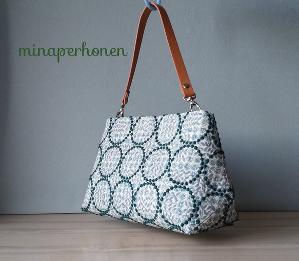 ミナペルホネン　ハンドメイド　バッグ　タンバリン　ポシェット ミナペルホネン ハンドメイド バッグ ポシェット タンバリン