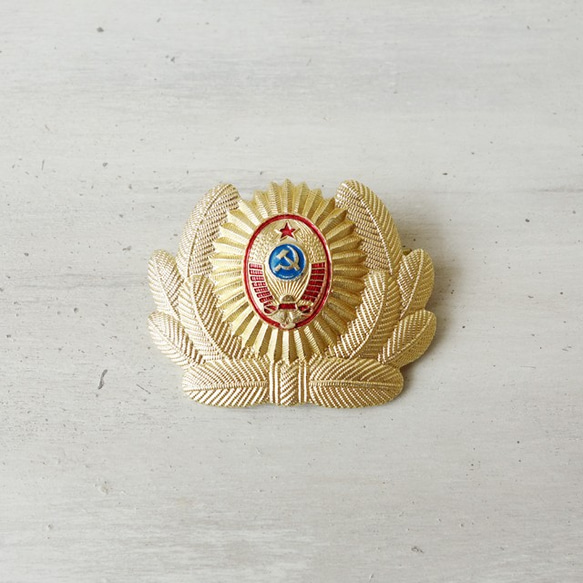 旧ソビエト製(USSR) ヴィンテージ 1970s 警察の帽子用バッジ 6cm 1枚目の画像