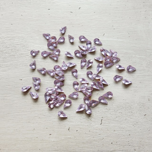 チェコスロバキア製 ヴィンテージ アレキサンドライト グラス