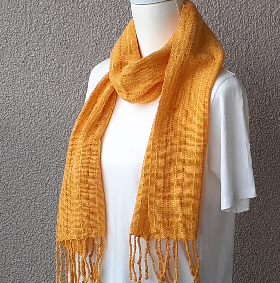 鮮やかイエローの手織りマフラー WM0438