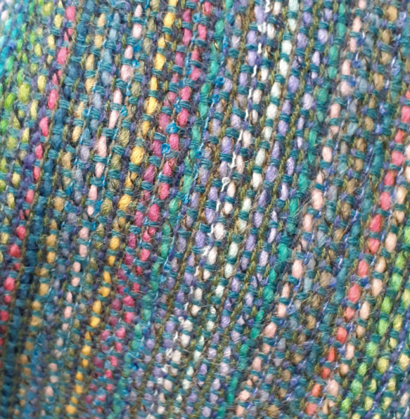 カラフル縦糸×グレーグリーンの手織りマフラー　　　　　　　一点物 WM0664 7枚目の画像