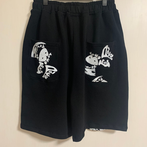 ai plus ×MOURARO シルクスクリーンプリント ショートパンツ（L