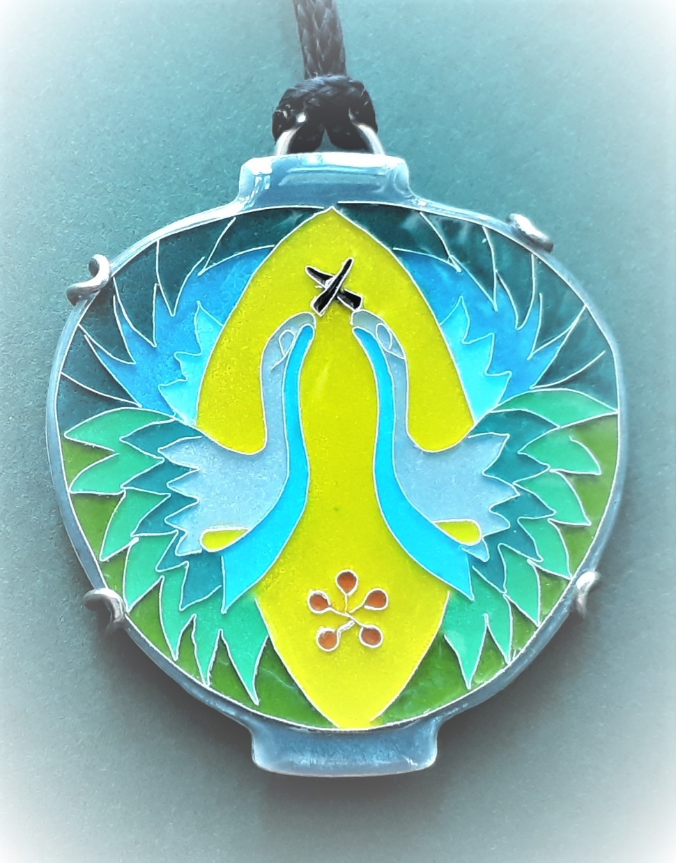 七宝焼舞鶴ペンダント（ライトブルー）