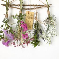 ラベンダー ローズマリー 香り立つ無農薬 ローズマリーの木でできたガーランド ハーブと