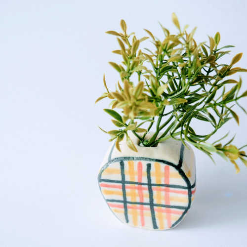 チェック柄ガラス花瓶 チェック柄ガラス花瓶 - メルカリ