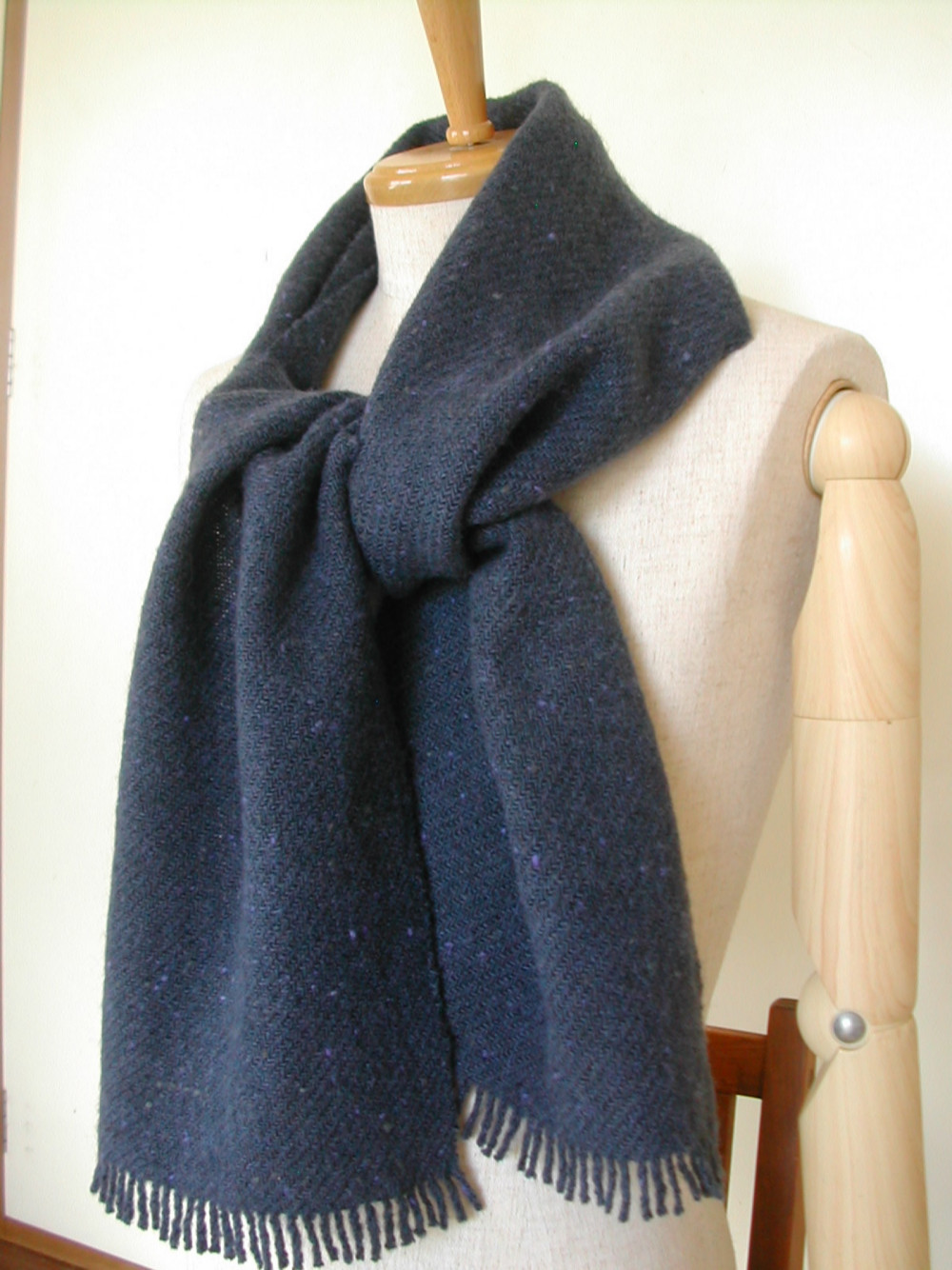 手紡ぎ 手織り 羊毛マフラー ネイビー・グレー