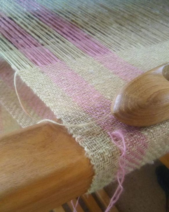 手紡ぎ手織りストール  ニュージーランドハーフブレッド 羊毛（ウール）１００％ 10枚目の画像
