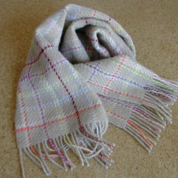 手織り 羊毛 色とりどりベージュマフラー 5枚目の画像
