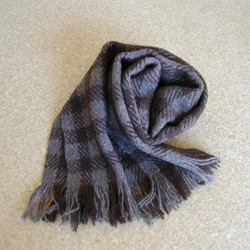 手織り 羊毛マフラー焦げ茶ブロックチェック 5枚目の画像