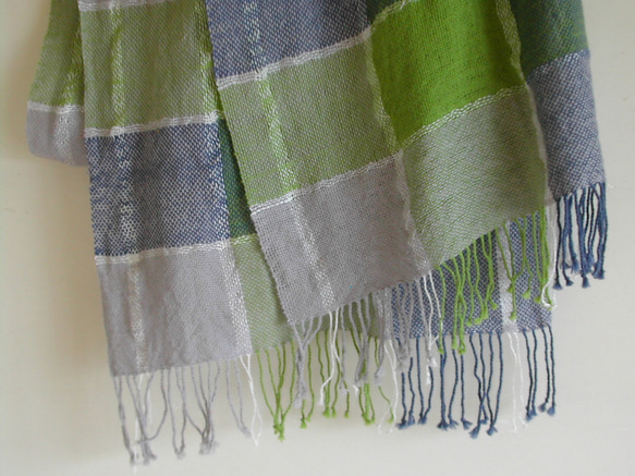 手織り 綿麻（コットンリネン）紺黄緑グレーブロック柄 ストール 7枚目の画像