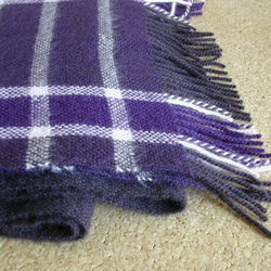 手織り 羊毛（ウール）100%マフラー スミレ色×濃紫×うすピンク 7枚目の画像