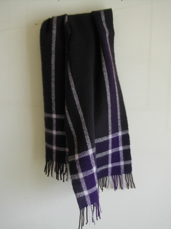 手織り 羊毛（ウール）100%マフラー スミレ色×濃紫×うすピンク 9枚目の画像