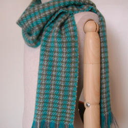 手織り 羊毛（ウール）マフラー ピーコックブルー 綾織り 1枚目の画像