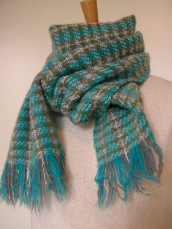 手織り 羊毛（ウール）マフラー ピーコックブルー 綾織り 3枚目の画像