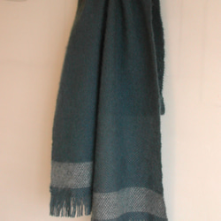 手織りマフラー　羊毛（ウール）100％ スモークグリーン 平織り 6枚目の画像