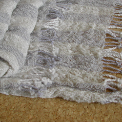 手紡ぎ 手織り 綿×羊毛(コットン×ウール) ストール うすグレー 6枚目の画像