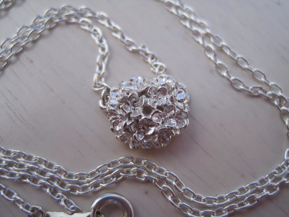 紫陽花ネックレス