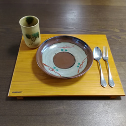 《再販》折敷（おしき、木製ランチョンマット）2020：食卓テーブルの上に置いてご使用していただくランチョンマットです。 1枚目の画像