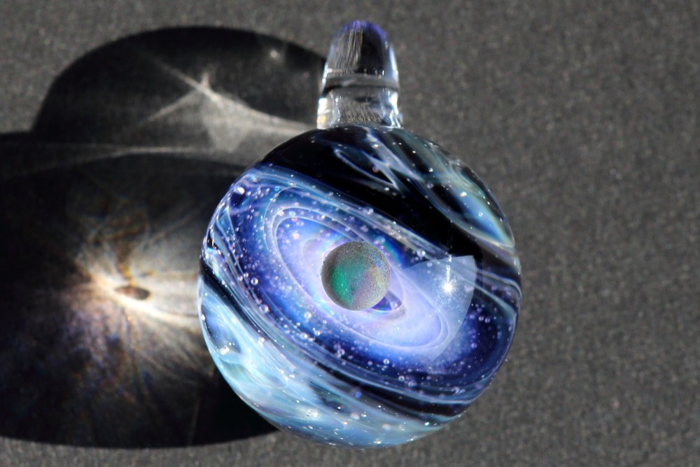信頼も高い 宇宙ガラスペンダント (22mm 螺旋状銀河） no.890 ネックレス 小物入れ