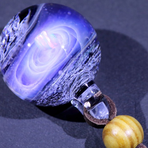 宇宙ガラスペンダント (25mm 螺旋状銀河） no.944 ネックレス