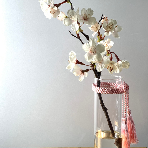 再販】満開の桜をずっと楽しめる！水替え不要「満開の桜の一枝