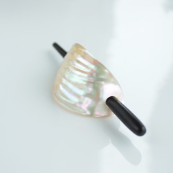[獨一無二的商品] 夜光貝殼 Majeste 這款烏木梳子 寬度 56mm 沙冠 免運費 第3張的照片