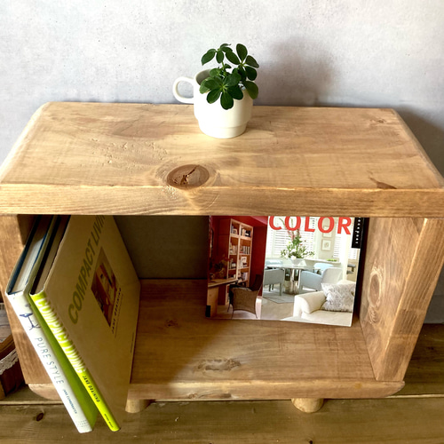 サイドテーブル 丸くてかわいい 木製 シェルフ 玄関ベンチ ソファー