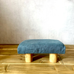 オットマン としても使える！ 木製 クッション座椅子　ヨガ•瞑想用の座蒲　ミニスツール　【布生地ブルー】 5枚目の画像