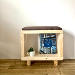 玄関ベンチ　丸くてかわいい木製クッションスツール　ディスプレイラック ソファーサイドテーブル ブラウン　ロング 1枚目の画像