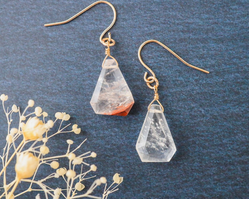 マニカラン水晶のピアス/イヤリング ピアス（フック・チェーン 