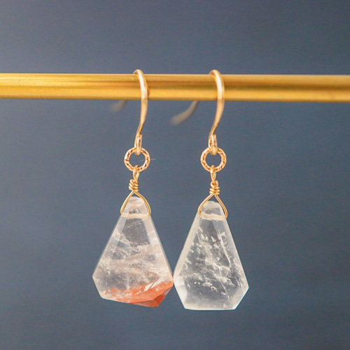 マニカラン水晶のピアス/イヤリング ピアス（フック・チェーン 
