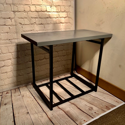 北欧　テーブル　１３ミリ角材鉄使用 1枚目の画像