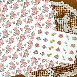 にわとり柄のラッピングペーパー チャイナな花柄の包装紙 “de