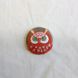 猫头鹰手刺繍胸針 owl hand embroidery brooch 第3張的照片