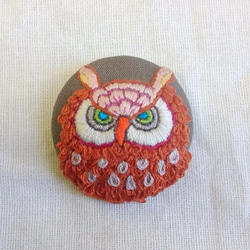 猫头鹰手刺繍胸針 owl hand embroidery brooch 第1張的照片