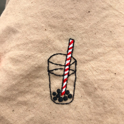 珍珠奶茶手刺繍手帕 bubble milktea hand embroidery handcuff 第3張的照片