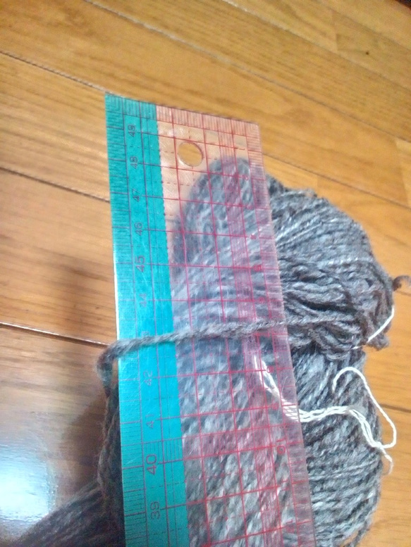 手紡ぎ糸 ゴッドランドメリノグレーベージュ 2枚目の画像