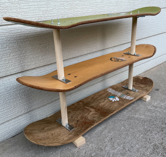 スケートシェルフ_コミックサイズ(高さ19cm)_組立キット skateshelf 2枚目の画像